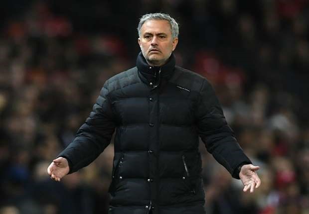 Mourinho và Klopp 'hâm nóng' derby nước Anh - Bóng Đá