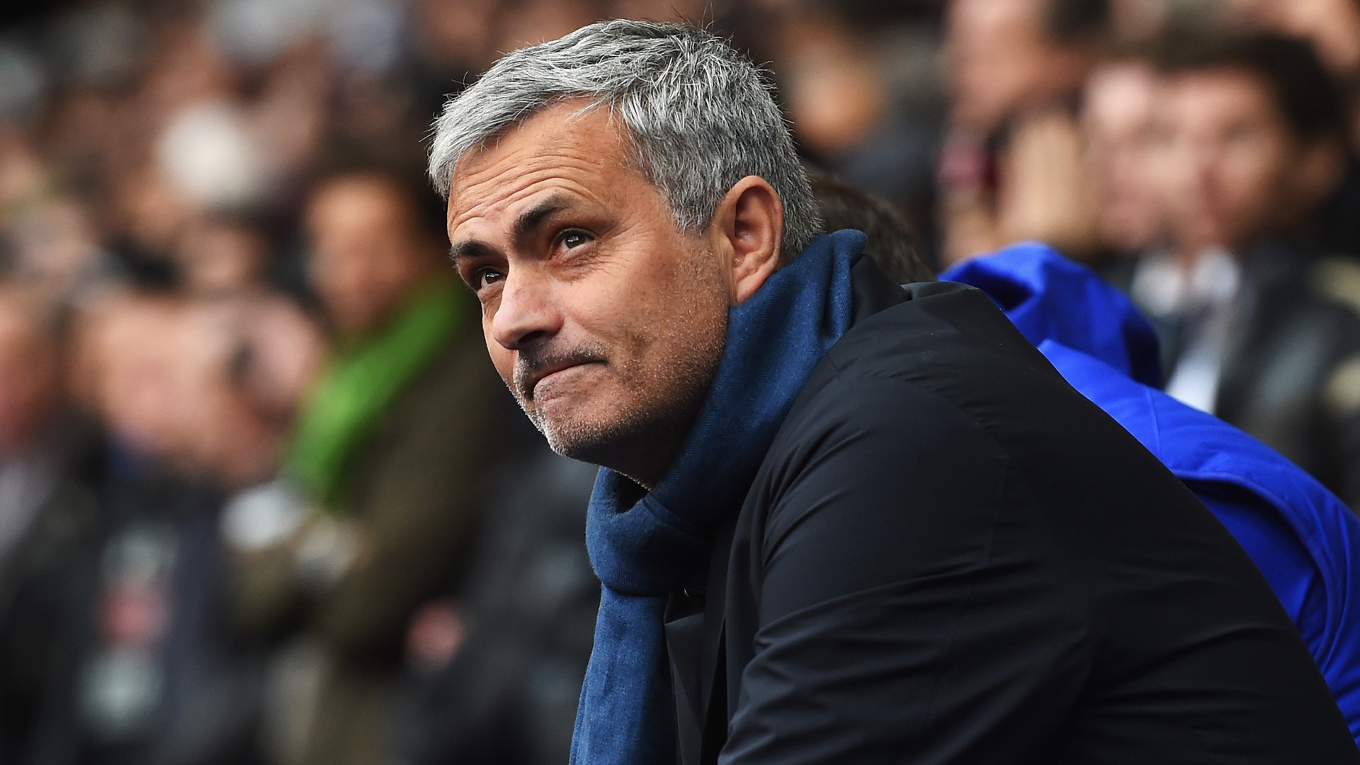 Tiết lộ: Oezil bị Mourinho mắng 'sấp mặt' - Bóng Đá