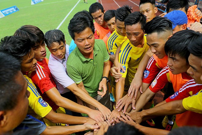Điểm tin bóng đá Việt Nam tối 09/01: Nam Định có tài trợ khủng V-League 2018;  Văn Quyết chia tay Hà Nội FC? - Bóng Đá