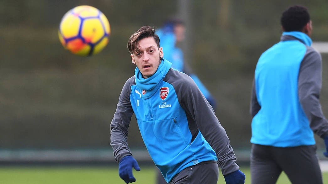 BInh hùng tướng mạnh, Arsenal sẵn sàng chiến Man City - Bóng Đá