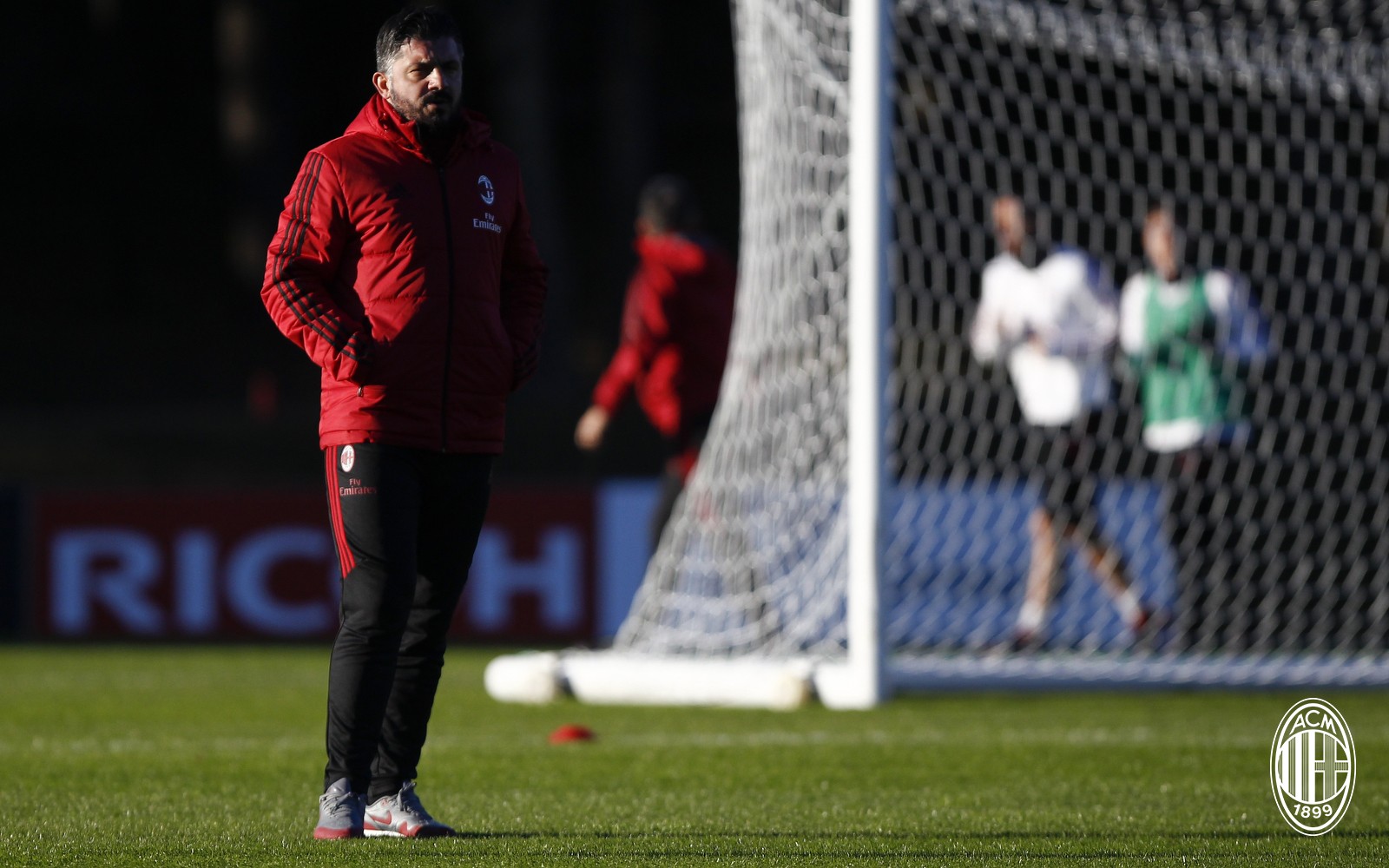 Ủ rũ chào năm mới, tương lai nào cho Milan? - Bóng Đá