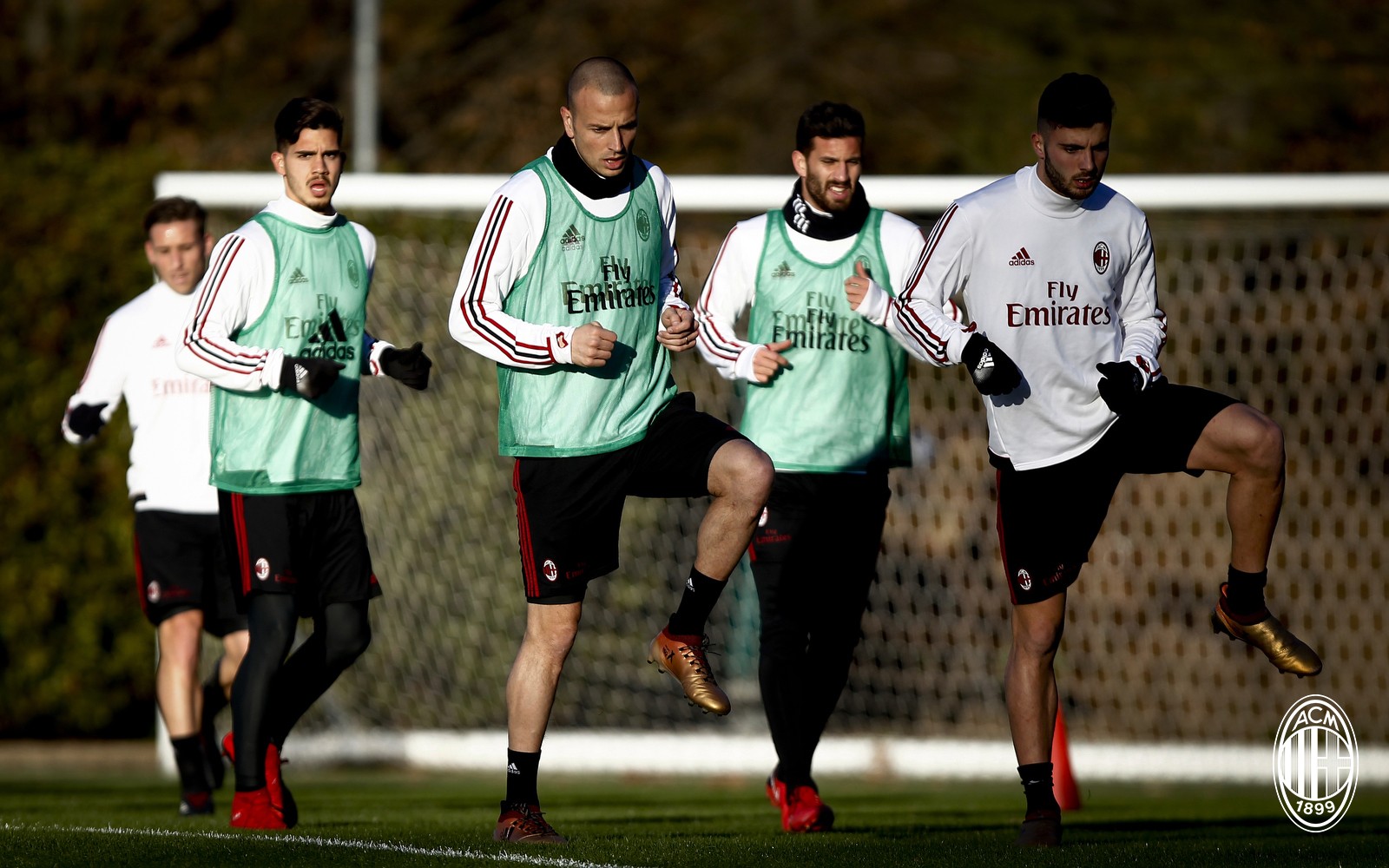 Ủ rũ chào năm mới, tương lai nào cho Milan? - Bóng Đá