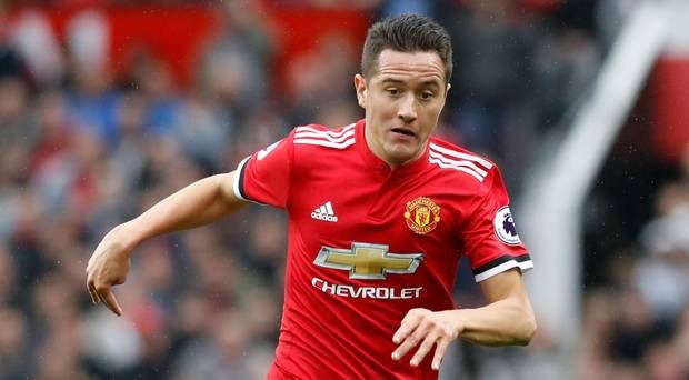 10 cầu thủ 'khóc ròng' vì sắp bị Mourinho tống ra đường - Bóng Đá