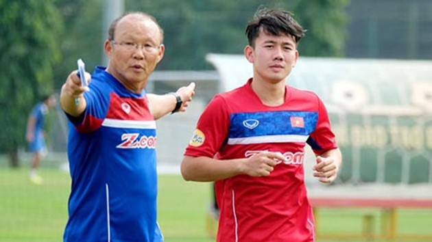 HLV Park Hang Seo bày tỏ tiếc nuối với trường hợp của Minh Vương - Bóng Đá