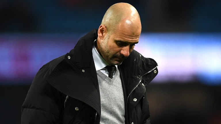 Man City kém Chelsea 10 điểm, lỗi ở Pep Guardiola - Bóng Đá