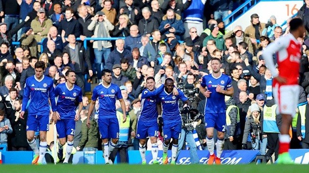 Premier League thế này, hãy trao luôn cúp cho Chelsea! - Bóng Đá