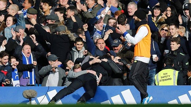 Premier League thế này, hãy trao luôn cúp cho Chelsea! - Bóng Đá