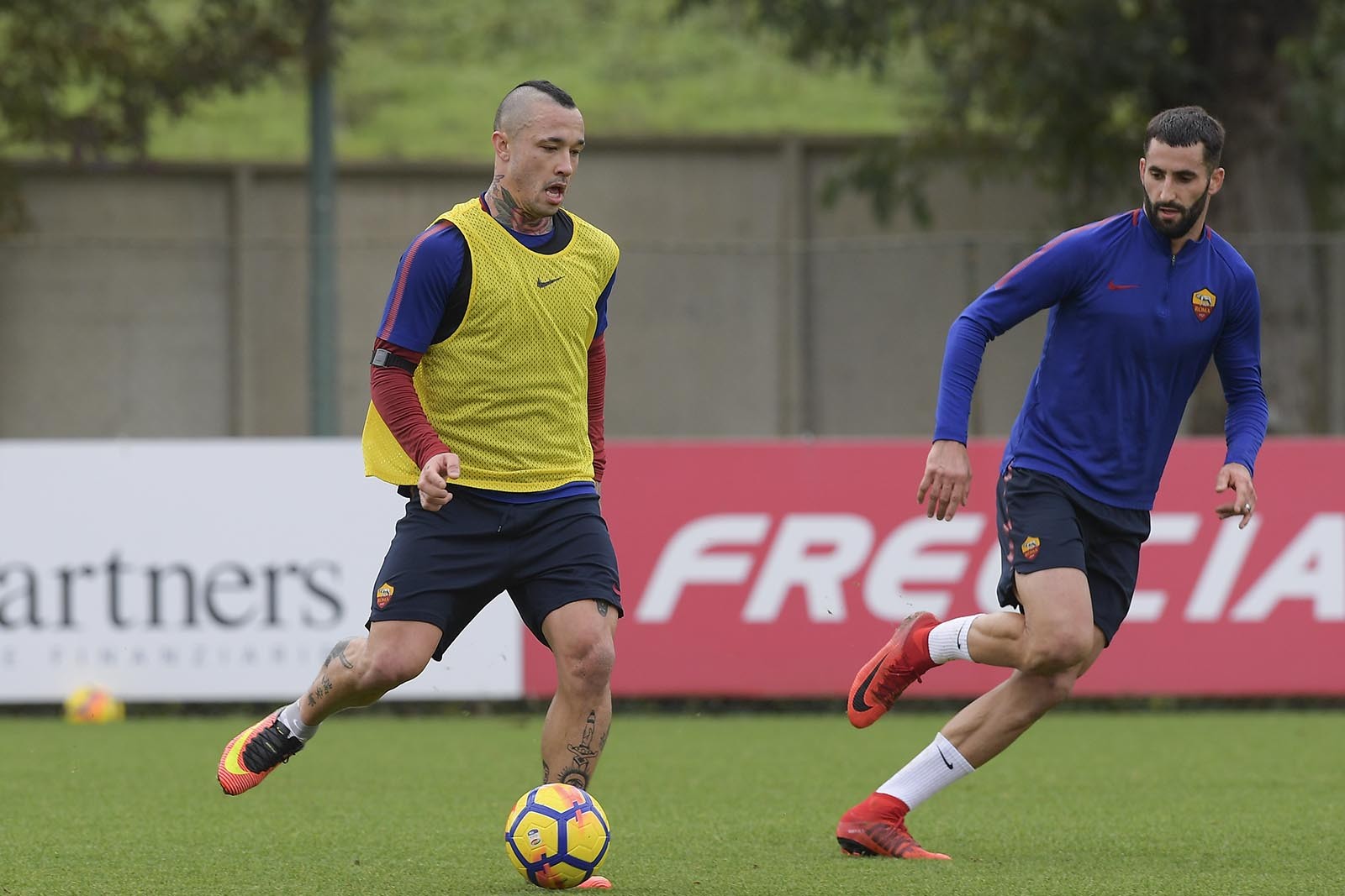 Monchi sang Premier League, chờ tái hợp 'người cũ' - Bóng Đá