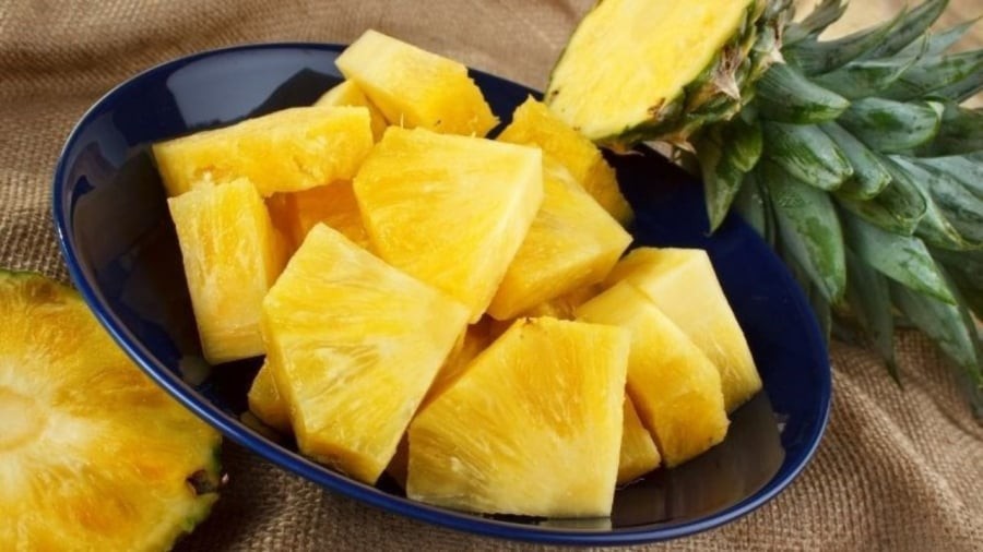 Người mắc 1 trong 5 bệnh này tuyệt đối không nên ăn dứa