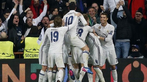 Góc HLV Nguyễn Văn Sỹ: Dấu chấm hết cho Barca, Arsenal! - Bóng Đá