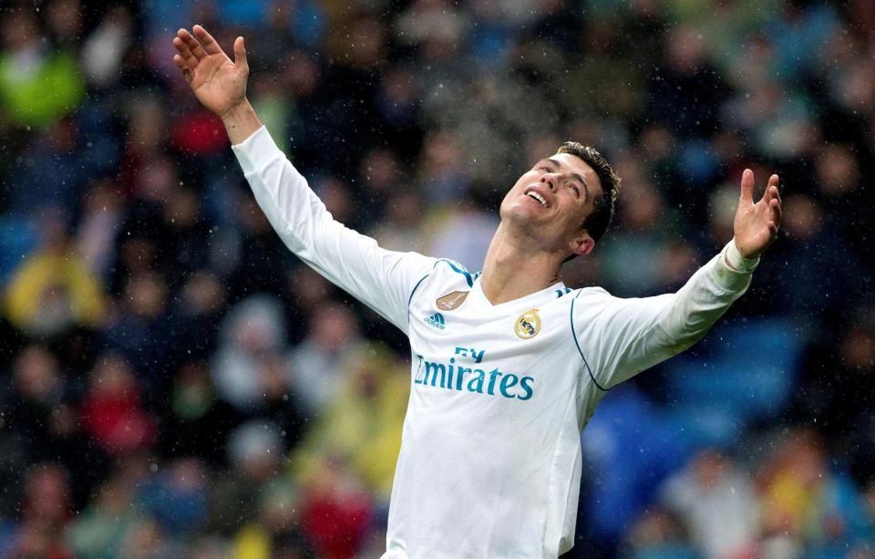12 năm qua, chưa khi nào Ronaldo tệ đến thế - Bóng Đá