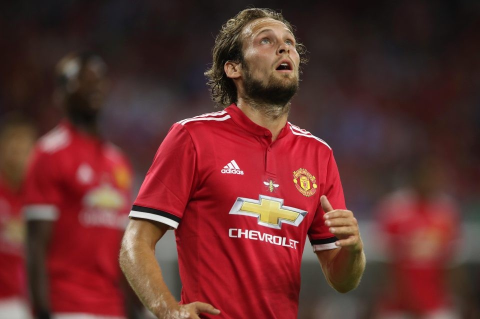 Mata, Fellaini & 12 cầu thủ Man Utd sắp trở thành người tự do - Bóng Đá