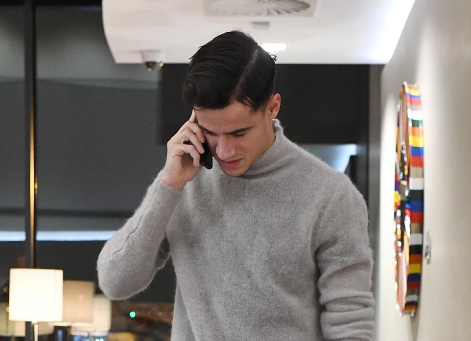Coutinho đã có mặt ở Barcelona - Bóng Đá