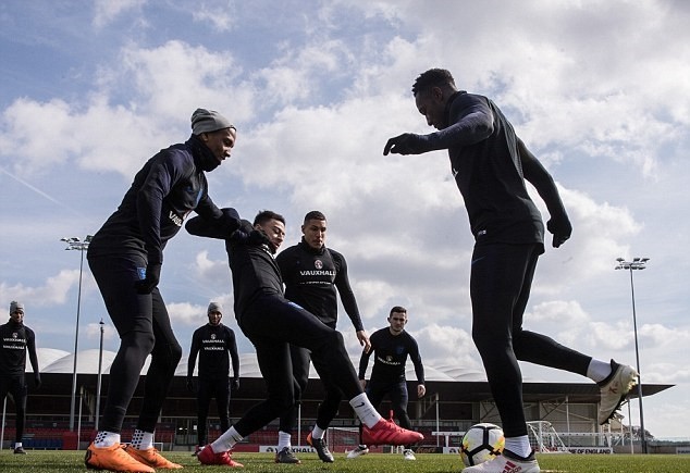 Rashford & Lingard 'song kiếm' đại náo buổi tập tuyển Anh - Bóng Đá