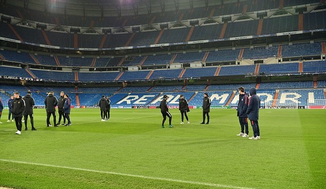 Ảnh PSG đi dạo Bernabeu - Bóng Đá