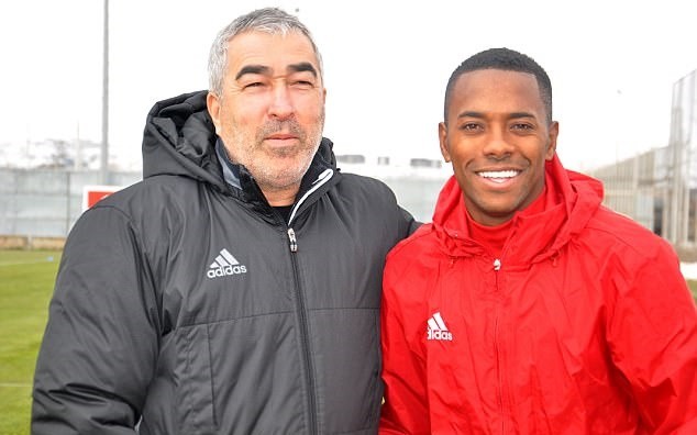 Robinho tập luyện - Bóng Đá
