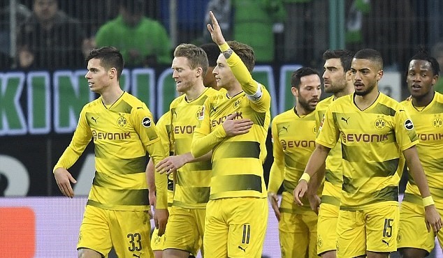 Reus ghi bàn, Dortmund tiếp tục bay cao ở Bundesliga - Bóng Đá