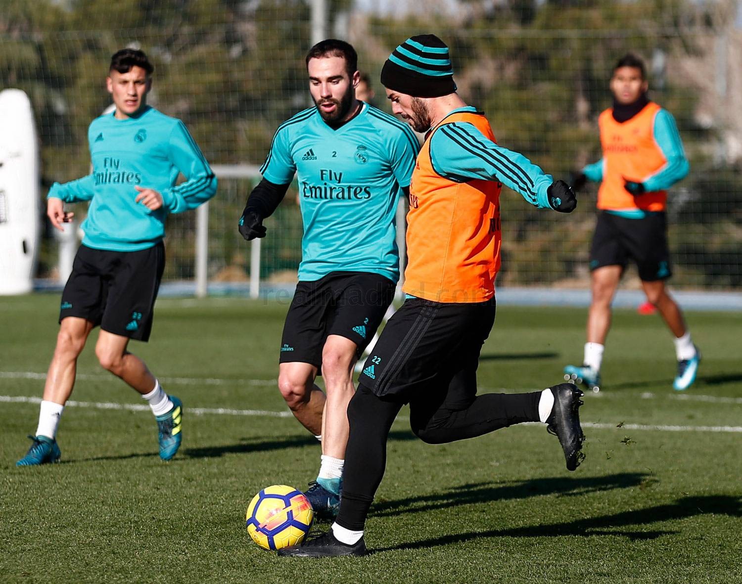 Sợ Villarreal, Real Madrid lo lao đầu vào tập luyện - Bóng Đá