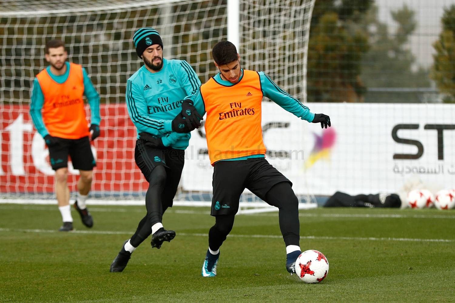 Ronaldo cật lực tập luyện, chờ khai hỏa đầu năm - Bóng Đá