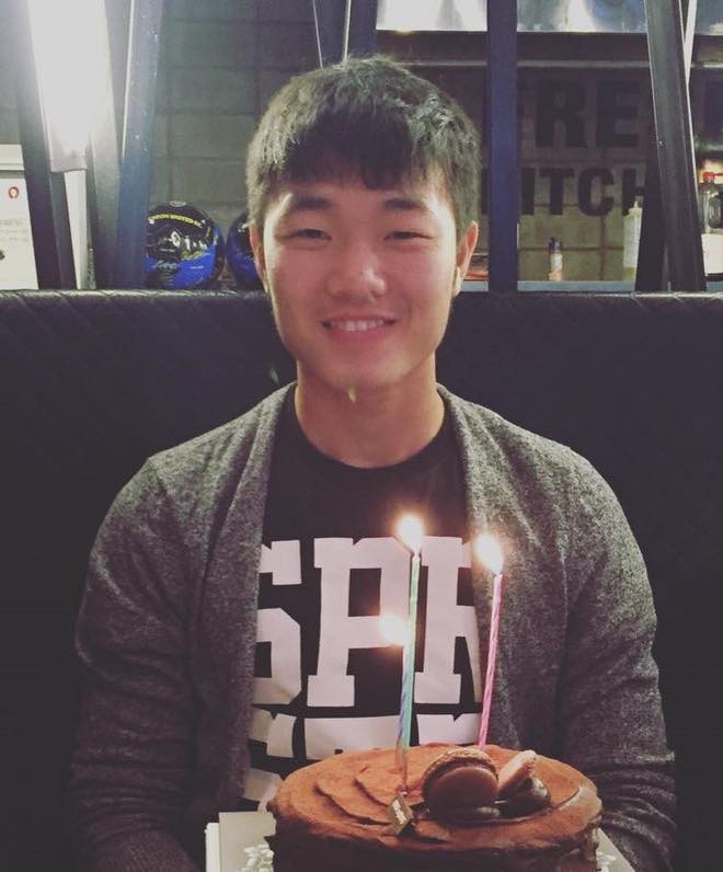 Hình ảnh Xuân Trường đời thường khiến chị em gục ngã - Bóng Đá