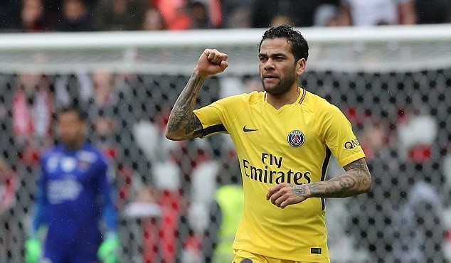 Lần đầu của Alves giúp PSG thắng 9 trận liên tiếp - Bóng Đá
