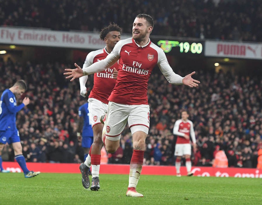 Góc HLV Phan Thanh Hùng: M.U giăng bẫy; Barca giã nát Chelsea - Bóng Đá