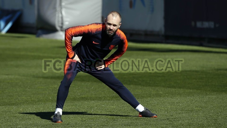 Messi lên dây cót, chờ bắn hạ Atletico Madrid - Bóng Đá
