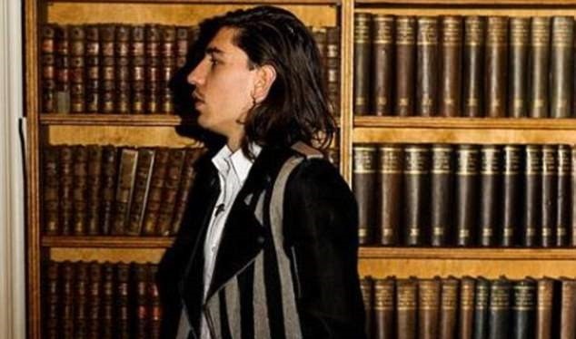 Hector Bellerin hóa quý tộc diễn thuyết tại Oxford - Bóng Đá