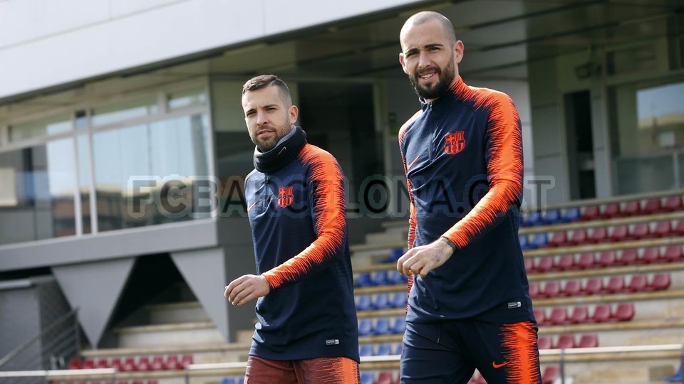 ẢNH TẬP BARCELONA - Bóng Đá