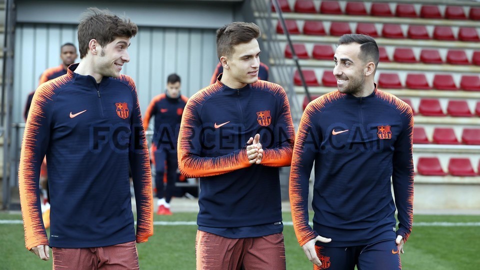 'Báu vật' La Masia CHÍNH THỨC gia hạn với Barcelona - Bóng Đá