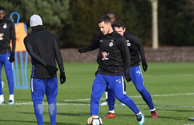 Chelsea hòa 4 trận liền, HLV Conte quát tháo ầm ĩ trên sân tập - Bóng Đá