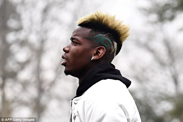 Gạt nỗi sầu M.U, Pogba vui như hội khi tập trên tuyển - Bóng Đá