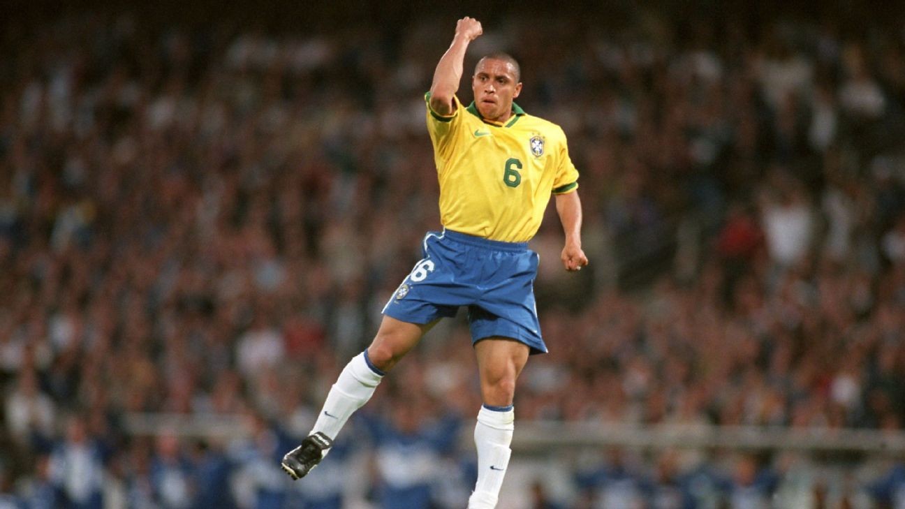 Đội hình đồng đội xuất sắc nhất của Ronaldinho - Bóng Đá