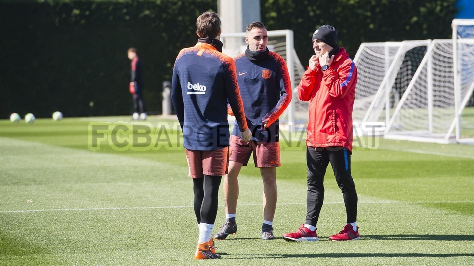 Các cầu thủ Barcelona không có ngày nghỉ - Bóng Đá