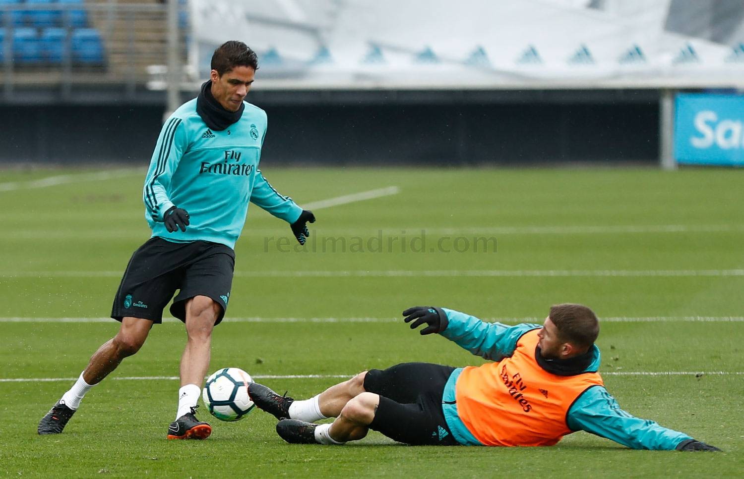 Real Madrid tập luyện - Bóng Đá