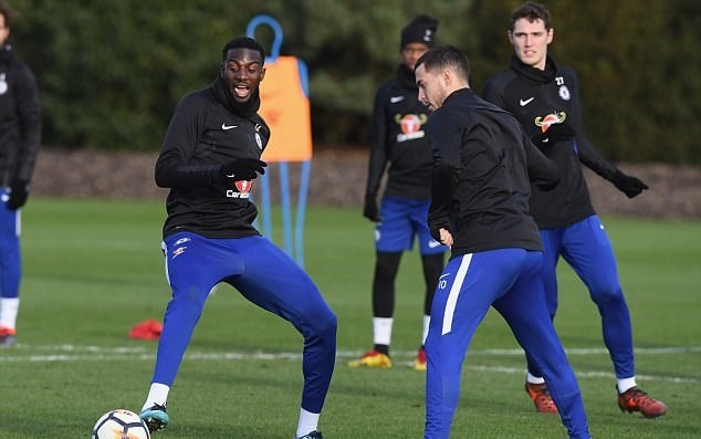 Chelsea hòa 4 trận liền, HLV Conte quát tháo ầm ĩ trên sân tập - Bóng Đá