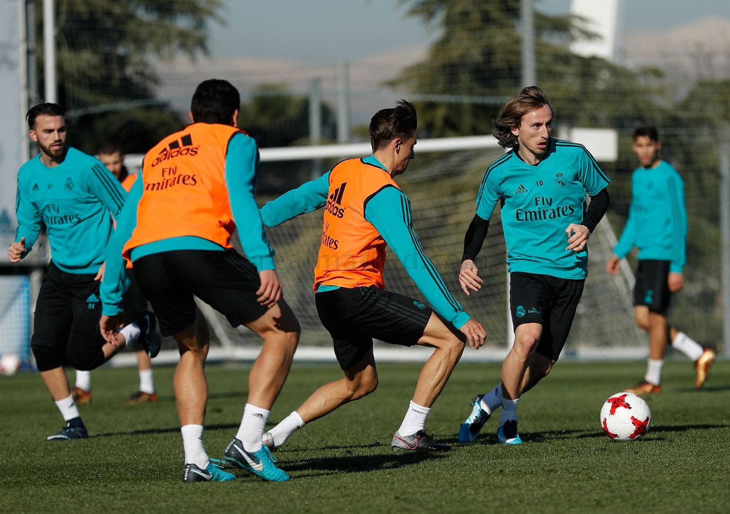 ẢNH REAL MADRID TẬP LUYỆN - Bóng Đá