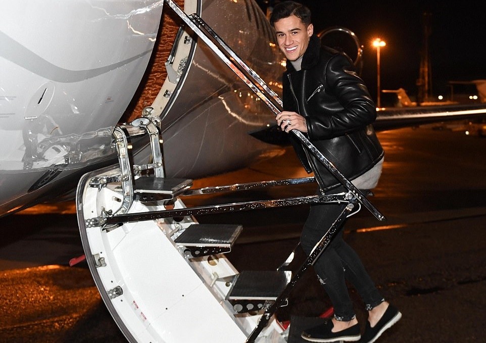 Coutinho đã có mặt ở Barcelona - Bóng Đá