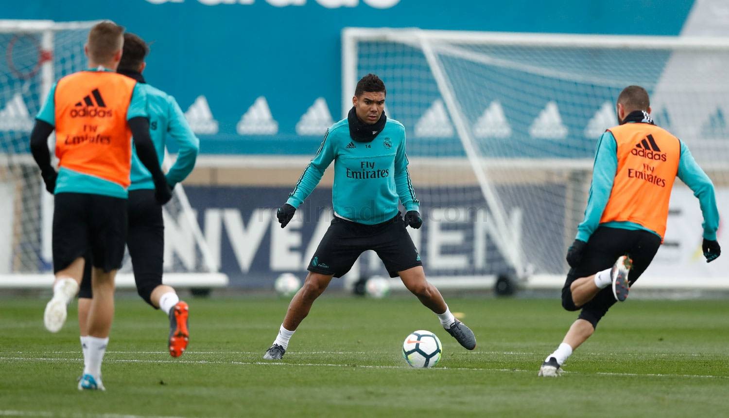 Real Madrid tập luyện - Bóng Đá