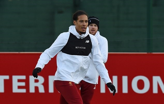 Van Dijk trở lại, Liverpool sẵn sàng phả hơi nóng vào gáy M.U - Bóng Đá