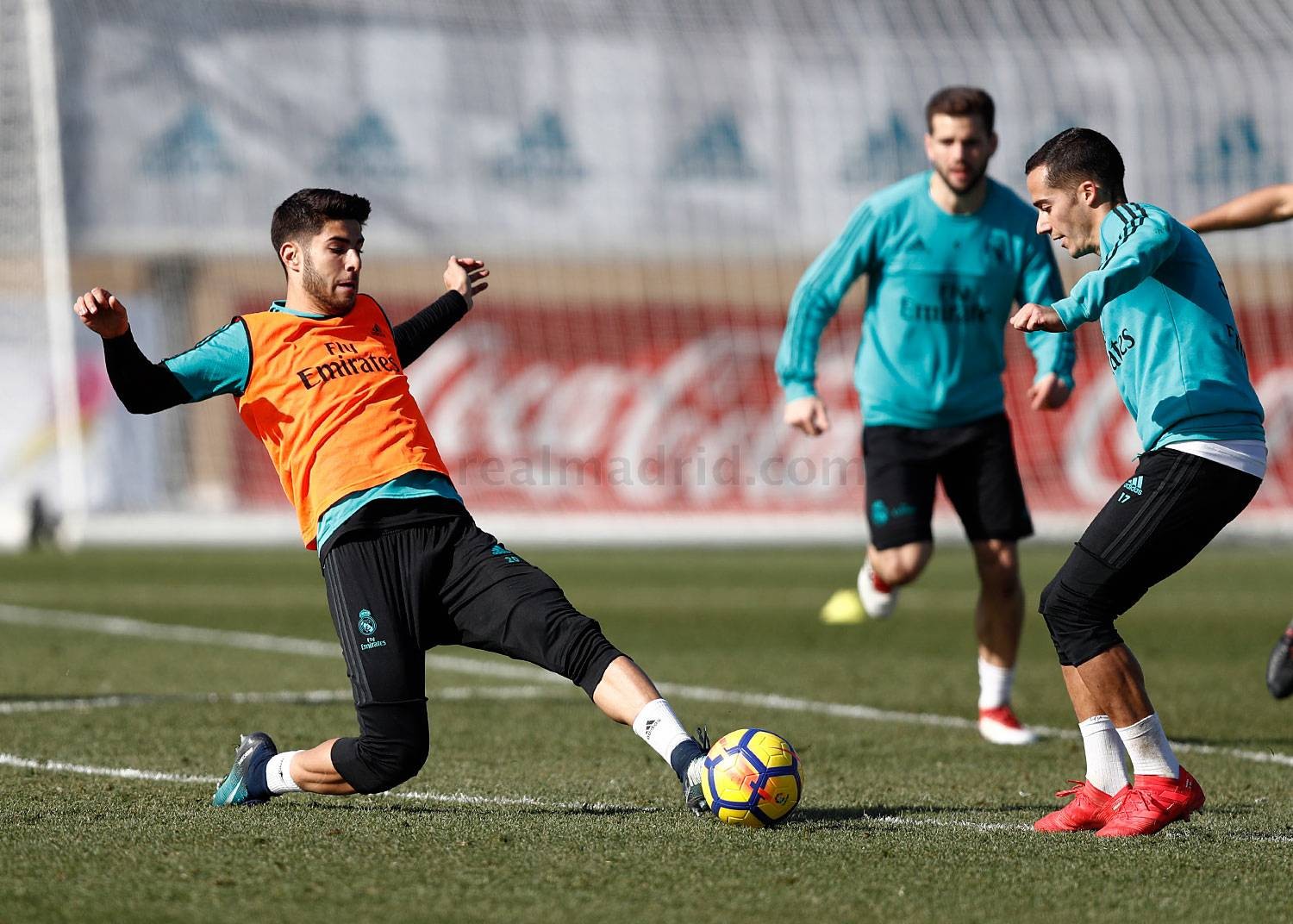 Lập cú đúp, Ronaldo hưng phấn trên sân tập Real Madrid - Bóng Đá