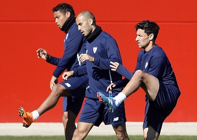 Sevilla chuẩn bị cho trận gặp Man United - Bóng Đá