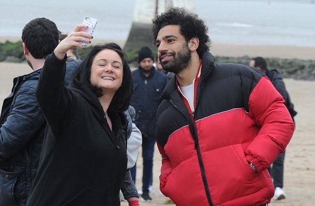 Mohamed Salah tận hưởng cuộc sống ở Liverpool - Bóng Đá