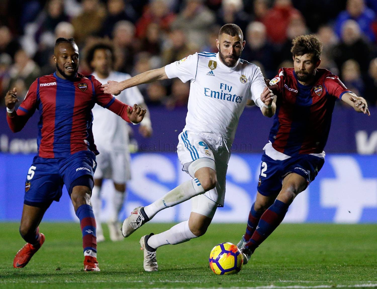 Ronaldo tịt ngòi, Real Madrid bị nhược tiểu cầm hòa - Bóng Đá