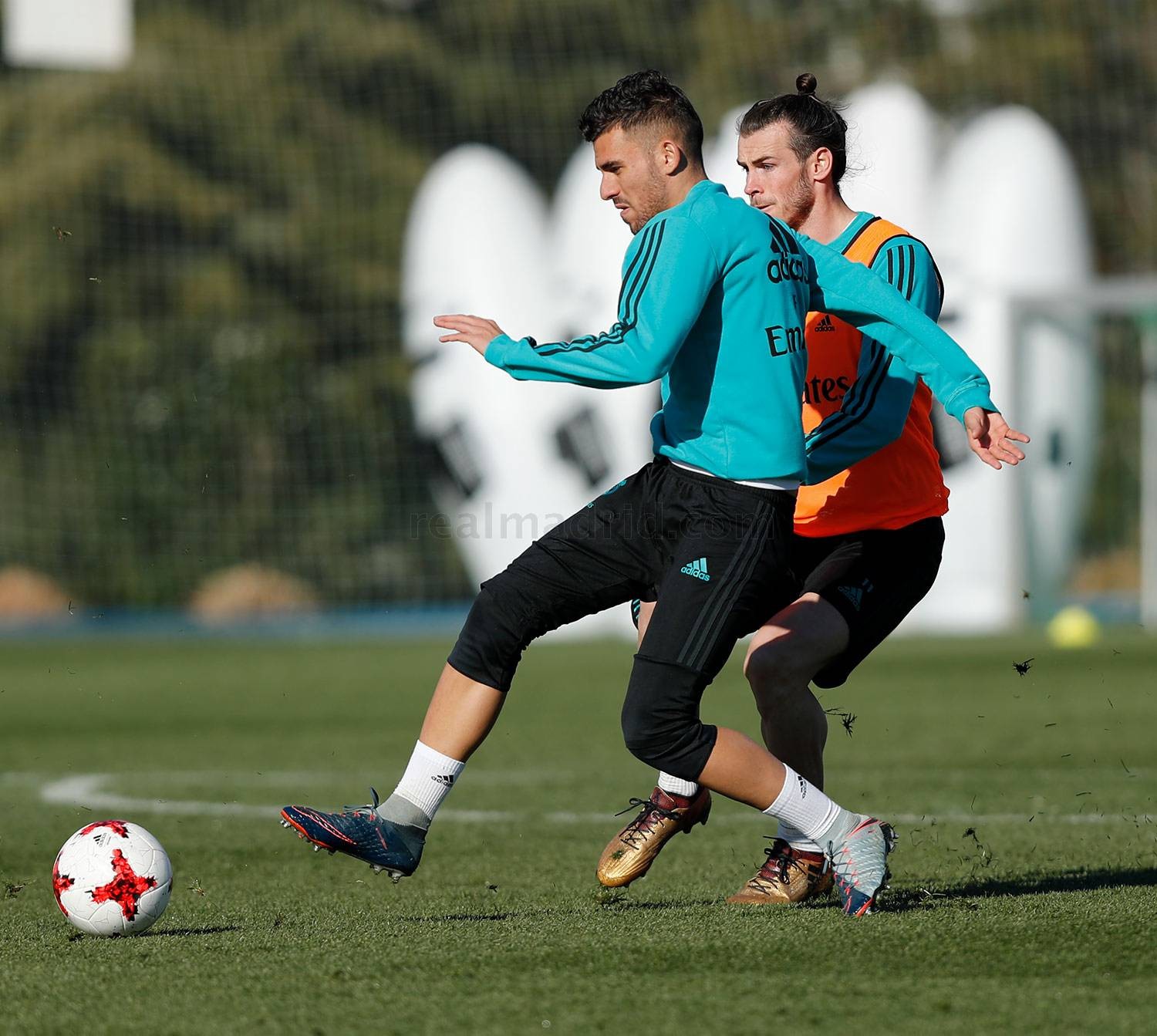 Trong cơn khủng hoảng, Real Madrid lao vào tập luyện cật lực - Bóng Đá