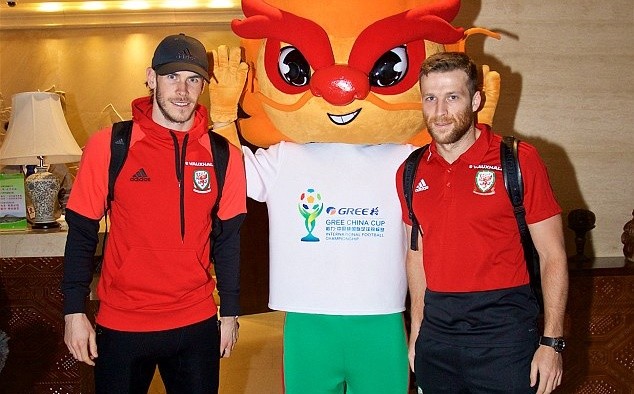 Giggs tập luyện xứ Wales - Bóng Đá