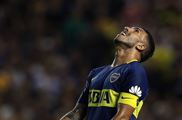 Carlos Tevez chói sáng trong lần thứ 3 ra mắt Boca Juniors - Bóng Đá