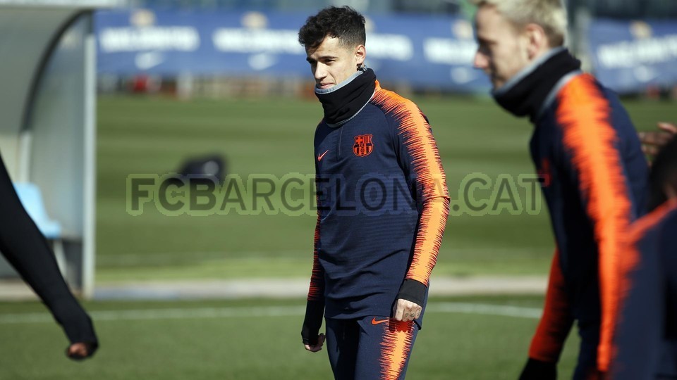Messi và đồng đội tiếp tục hành trình tìm kiếm cú ăn ba - Bóng Đá