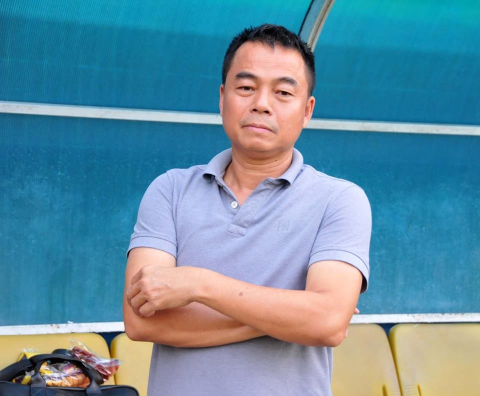 HLV Tài Em có chiến thắng đầu tay cùng Sài Gòn FC - Bóng Đá
