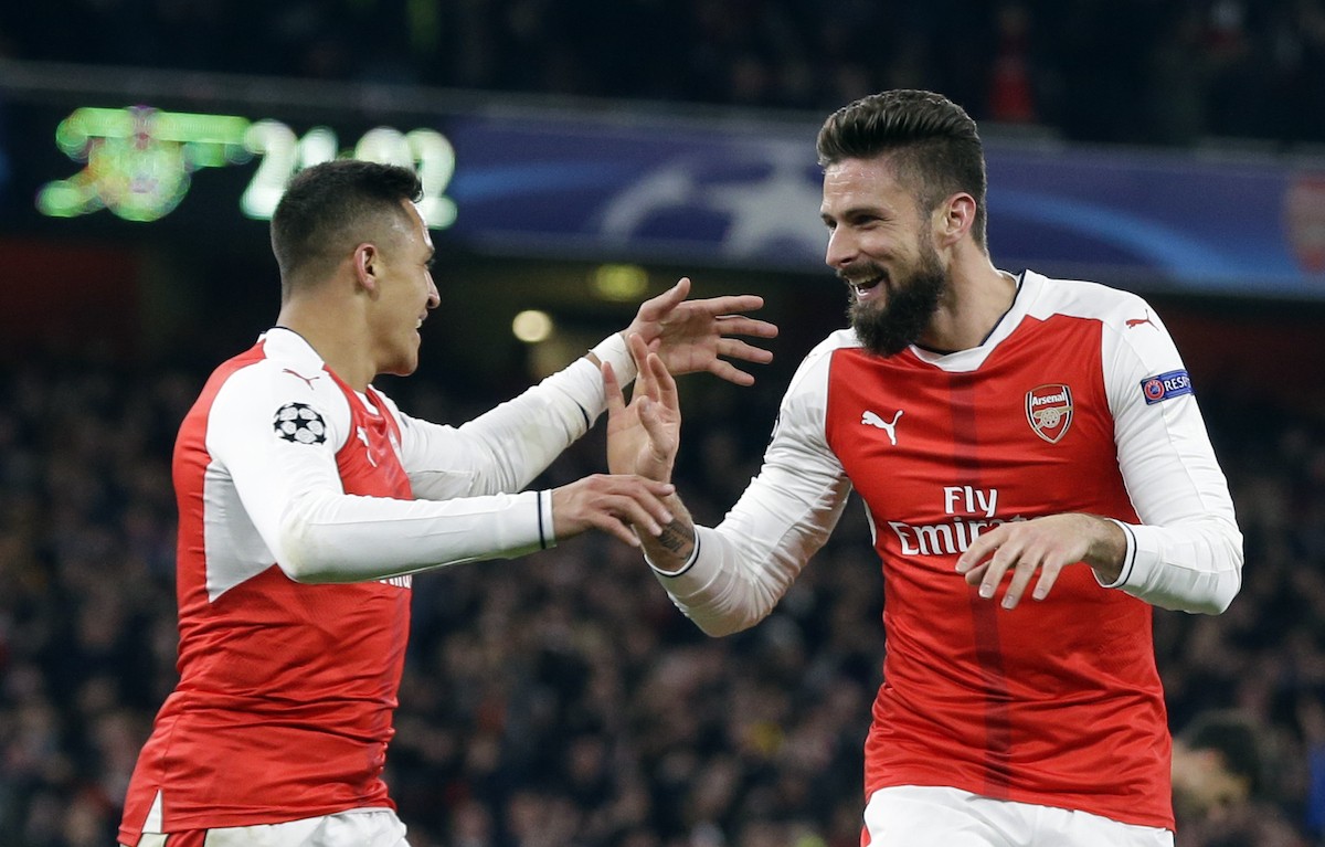 Giroud, hãy mời Sanchez một ly rượu vang! - Bóng Đá